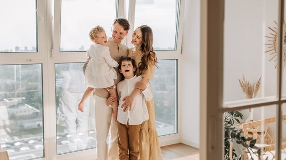 kijelenteni a bérlőt